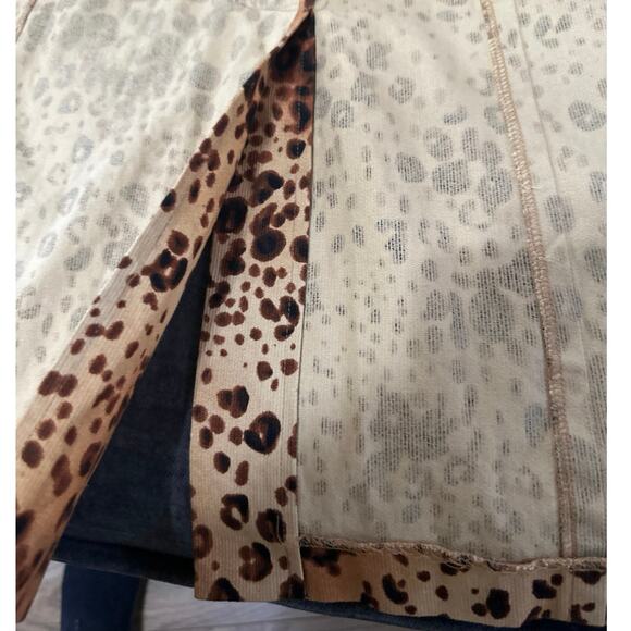 Vintage Bandolino Leopard print long trench coat button up, woman’s size 16 - Picture 12 of 13